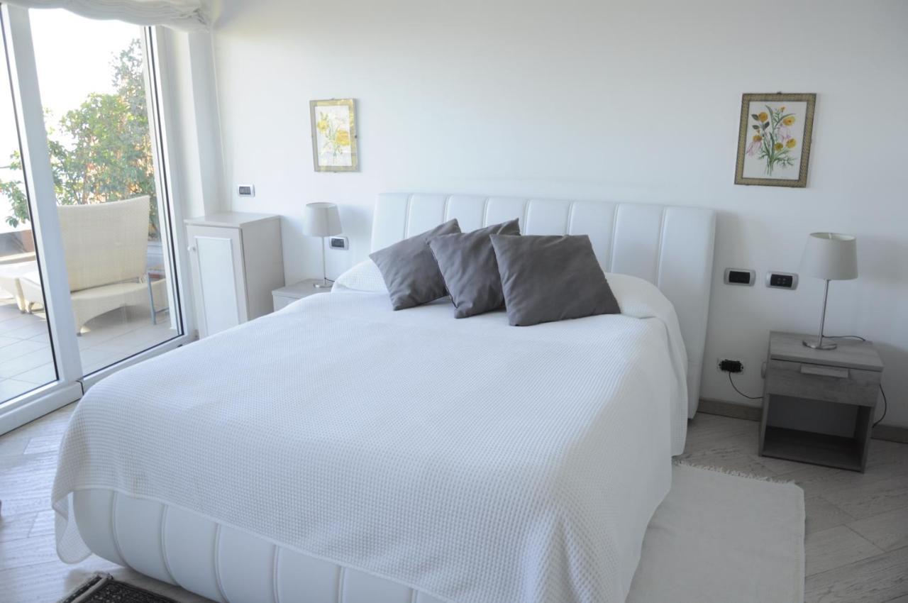 Maison Blanche Bed & Breakfast